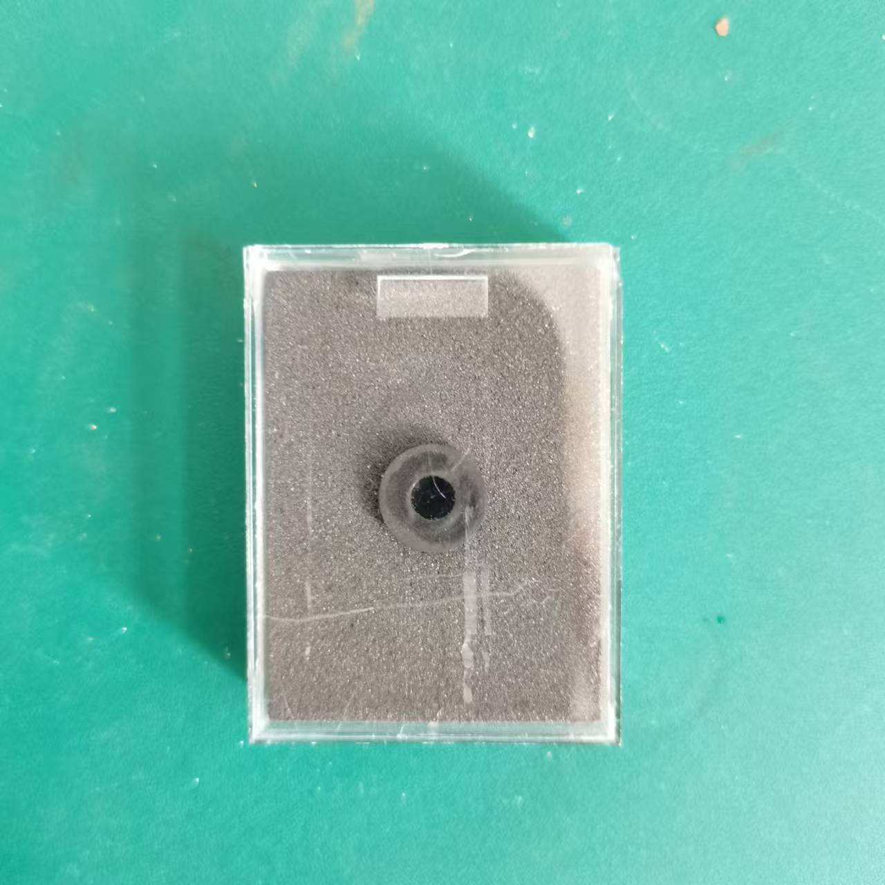 ECV small seal
